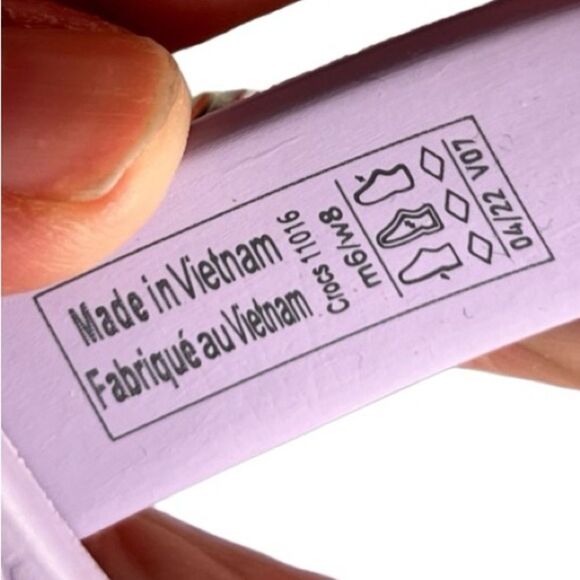 NWOT Crocs Unisex-Adult Crocband Clog Lavender/Purple, 8 Women/6 Men - Picture 12 of 16